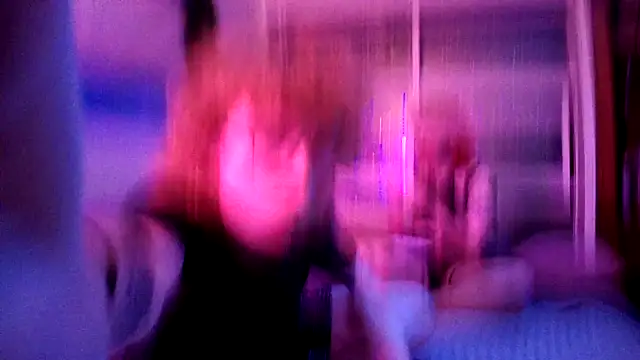 Snapshot of Vampiretranssex chatting on 09-21-25, 05:14 Vampiretranssex online show from 09-21-25, 05:14