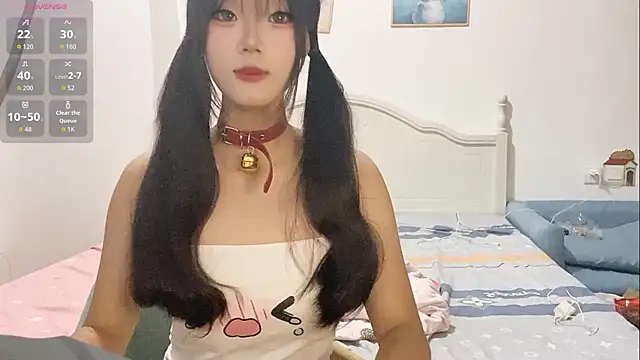 Snapshot of DD-NN chatting on 09-27-25, 01:16 DD-NN online show from 09-27-25, 01:16