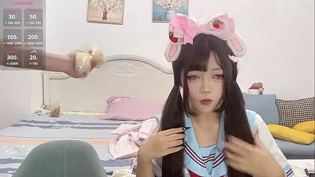 Snapshot of DD-NN chatting on 10-04-25, 02:26 DD-NN online show from 10-04-25, 02:26