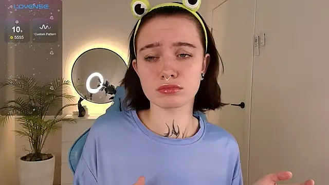 Snapshot of Elastikisss chatting on 11-09-25, 02:10 Elastikisss online show from 11-09-25, 02:10