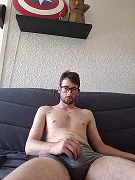 nymphomaniecouple online show from 06-27-26, 06:40