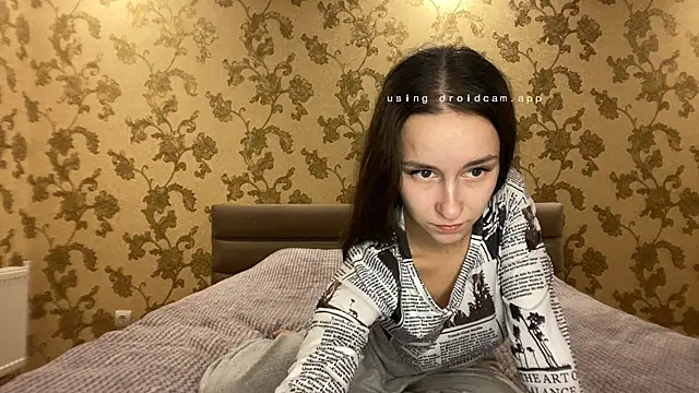 RiriLovesYouu online show from 09-29-25, 05:29