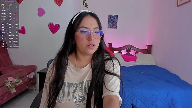 SophieLAmour online show from 09-28-25, 10:48