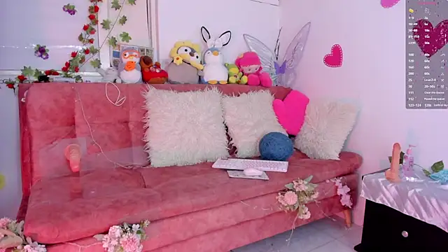 SophieLAmour online show from 10-10-25, 02:10