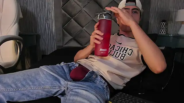 dylan cross  online show from 10-14-25, 11:22