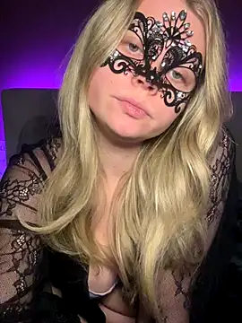 Cherrycolada online show from 11-03-25, 10:10