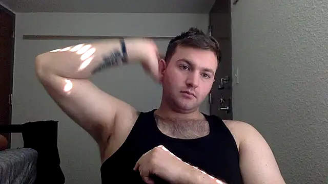 Snapshot of daddypineapple77 chatting on 02-07-26, 04:33 daddypineapple77 online show from 02-07-26, 04:33