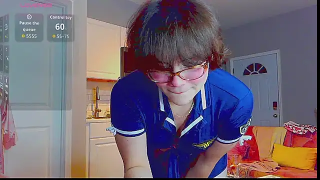 LunaMilav online show from 10-02-25, 03:13