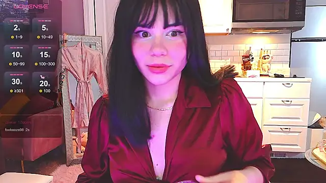 LunaMilav online show from 11-04-25, 01:48