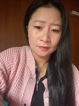 violet-00 online show from 10-25-25, 12:51