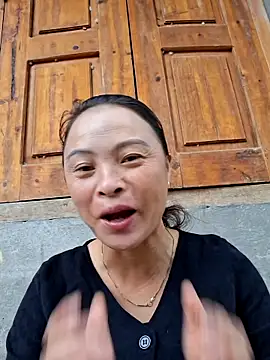 xuxulovezz online show from 09-27-25, 01:43