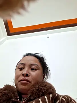 xuxulovezz online show from 11-28-25, 11:13