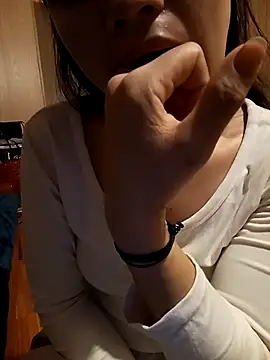 Snapshot of Suny_babyy chatting on 04-08-26, 03:28 Suny babyy online show from 04-08-26, 03:28