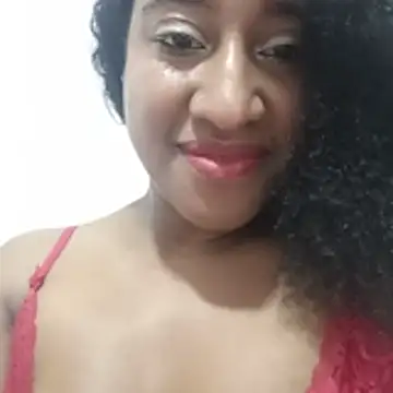 Snapshot of Susy16 chatting on 01-08-26, 06:05 Susy16 online show from 01-08-26, 06:05