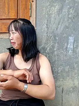 helenzz online show from 09-24-25, 01:42