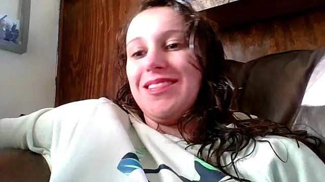 brunettebabexo3 online show from 12-16-25, 02:00