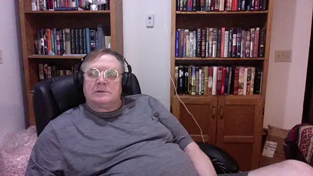 Vinyl22xh online show from 05-29-26, 02:42