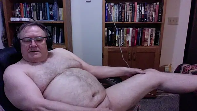 Snapshot of Vinyl22@xh chatting on 06-20-26, 03:53 Vinyl22xh online show from 06-20-26, 03:53
