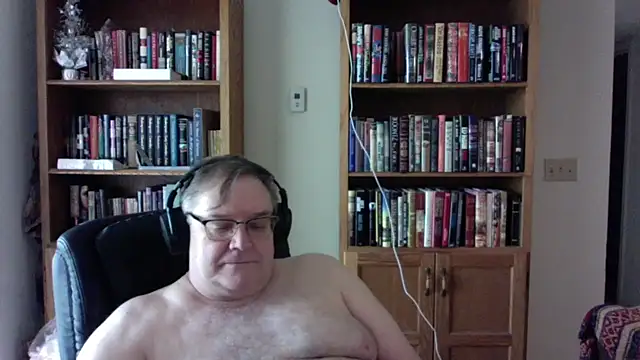 Snapshot of Vinyl22@xh chatting on 06-27-26, 08:36 Vinyl22xh online show from 06-27-26, 08:36