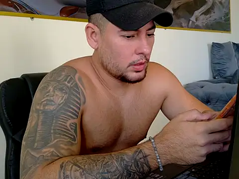 Snapshot of maximus888A chatting on 05-16-26, 05:26 maximus888A online show from 05-16-26, 05:26