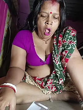 Snapshot of reya743 chatting on 11-07-25, 10:43 reya743 online show from 11-07-25, 10:43