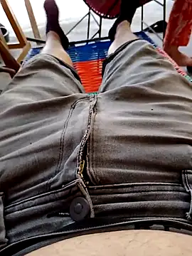 Snapshot of SALCEDO_041198 chatting on 10-03-25, 07:11 SALCEDO 041198 online show from 10-03-25, 07:11