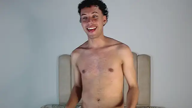 Snapshot of aroncooper1 chatting on 11-07-25, 04:56 aroncooper1 online show from 11-07-25, 04:56