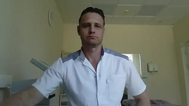 Snapshot of Freeze_Fire chatting on 10-01-25, 09:26 Freeze Fire online show from 10-01-25, 09:26