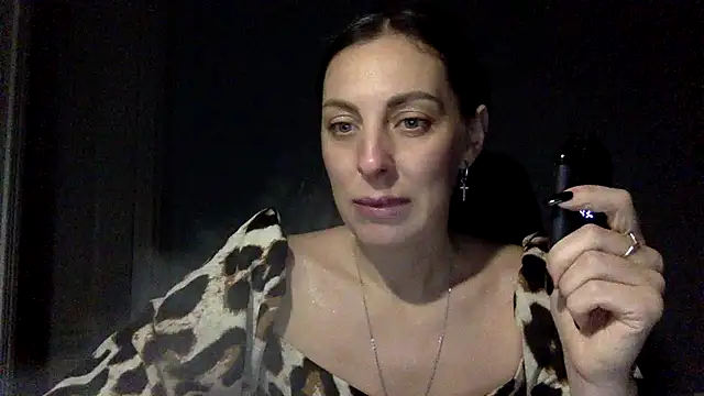 Snapshot of Myronell chatting on 10-27-25, 06:34 Myronell online show from 10-27-25, 06:34