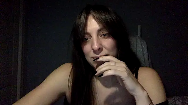 Snapshot of Myronell chatting on 11-04-25, 06:51 Myronell online show from 11-04-25, 06:51