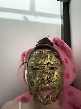 Snapshot of kanaka99 chatting on 09-23-25, 04:43 kanaka99 online show from 09-23-25, 04:43