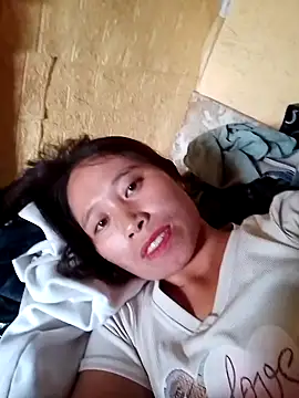 Snapshot of ruby-00 chatting on 09-25-25, 04:49 ruby-00 online show from 09-25-25, 04:49