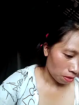 Snapshot of ruby-00 chatting on 10-13-25, 07:52 ruby-00 online show from 10-13-25, 07:52