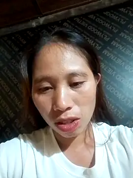 Snapshot of ruby-00 chatting on 10-18-25, 04:30 ruby-00 online show from 10-18-25, 04:30