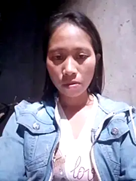 Snapshot of ruby-00 chatting on 11-05-25, 11:05 ruby-00 online show from 11-05-25, 11:05