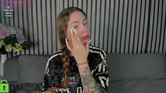 Elsie Cutties online show from 10-08-25, 01:03