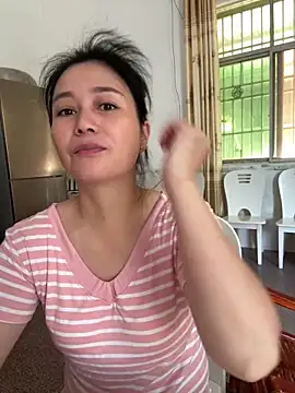 Snapshot of aoyo66 chatting on 09-25-25, 11:30 aoyo66 online show from 09-25-25, 11:30