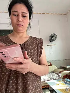 Snapshot of aoyo66 chatting on 10-16-25, 01:17 aoyo66 online show from 10-16-25, 01:17