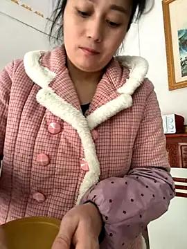 Snapshot of aoyo66 chatting on 11-05-25, 12:10 aoyo66 online show from 11-05-25, 12:10