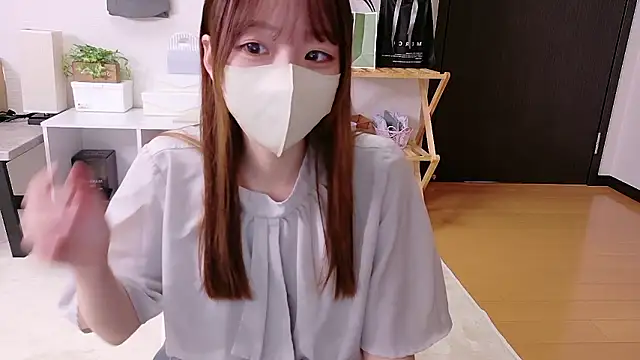 saku sakura  online show from 10-05-25, 04:00