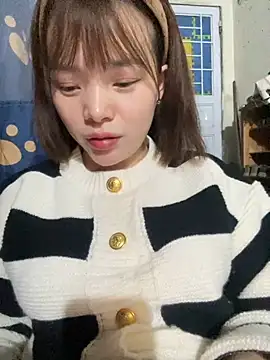 EllieYun online show from 09-30-25, 03:06