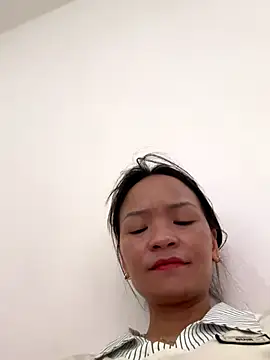 Snapshot of ___Dorry02___ chatting on 09-24-25, 05:44 Dorry02 online show from 09-24-25, 05:44