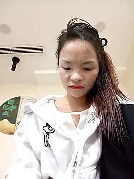 Snapshot of ___Dorry02___ chatting on 10-28-25, 05:00 Dorry02 online show from 10-28-25, 05:00