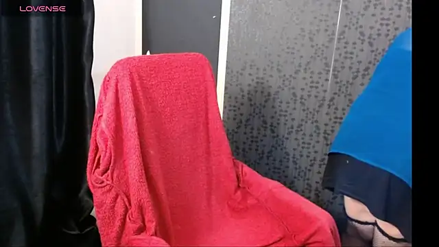 Snapshot of MissSanjanne chatting on 01-30-25, 05:30 MissSanjanne online show from 01-30-25, 05:30