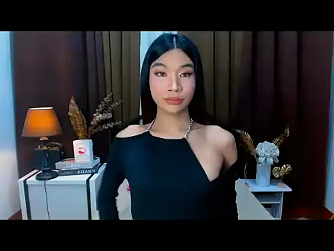 Catthanya bbc online show from 10-18-25, 08:31