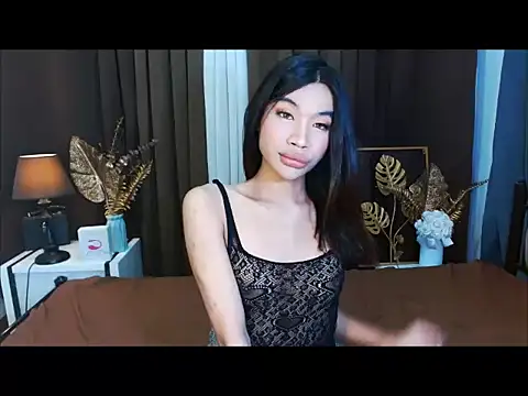 Catthanya bbc online show from 10-28-25, 11:03