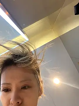 miumiu-66 online show from 10-26-25, 01:28