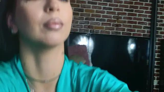 Snapshot of MeganSin_ chatting on 10-15-25, 04:34 MeganSin online show from 10-15-25, 04:34