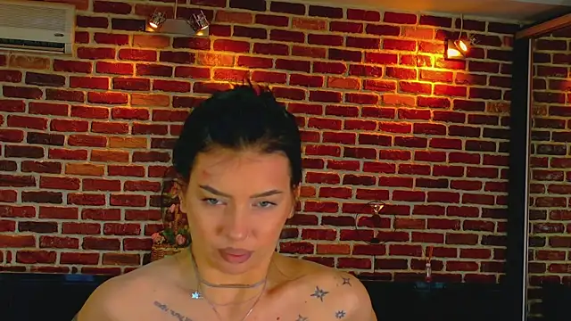 MeganSin  online show from 01-08-26, 05:32