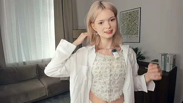 LaureMestler online show from 10-01-25, 08:31